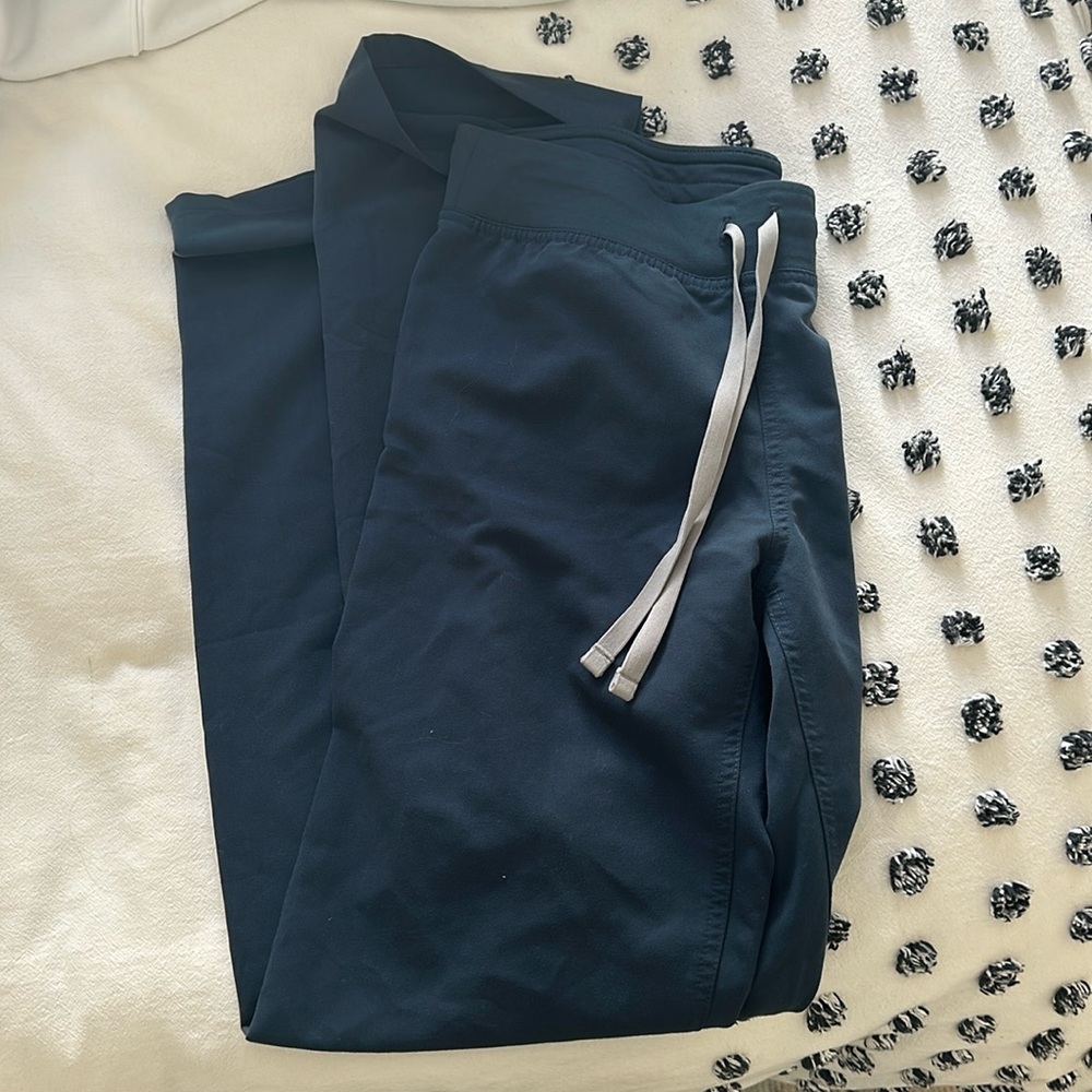 Figs Dark Harbor scrub pants
